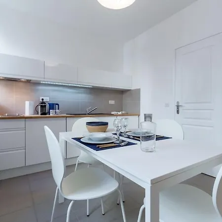 Vert Apartment Nice